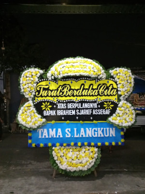 Papan Bunga Duka di Sayur Matinggi